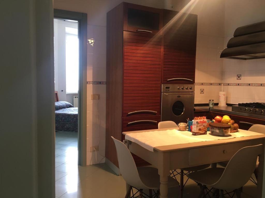 Relax In Darsena - Savona Apartamento Exterior foto